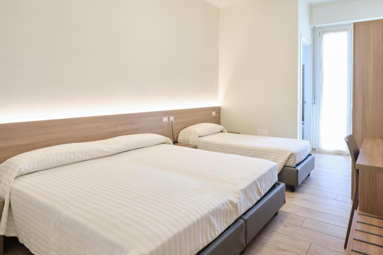 Hotelristorante Il Punto Marotta Luaran gambar
